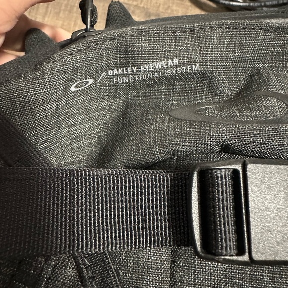 Oakley backpack - Picture 2 of 8